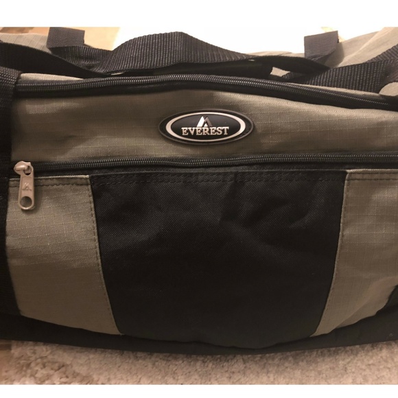 Everest Bags New Everest Duffle Gym Travel Bag Olive Large Poshmark